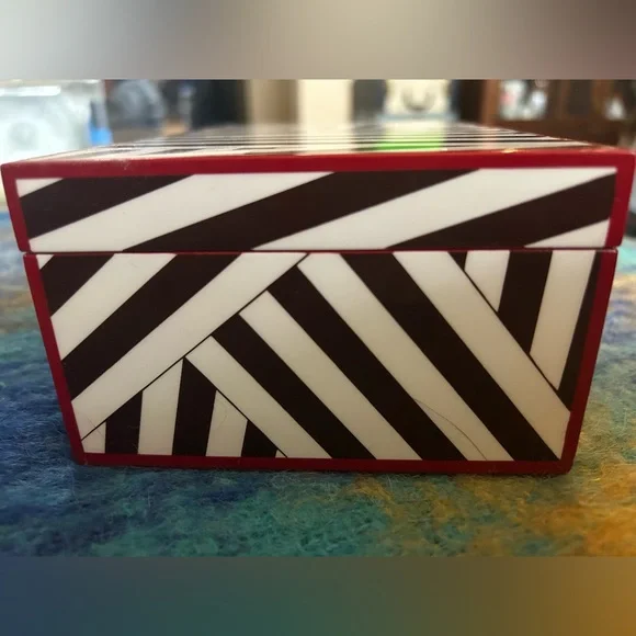 Henri Bendel Brown White Striped Jewelry Box